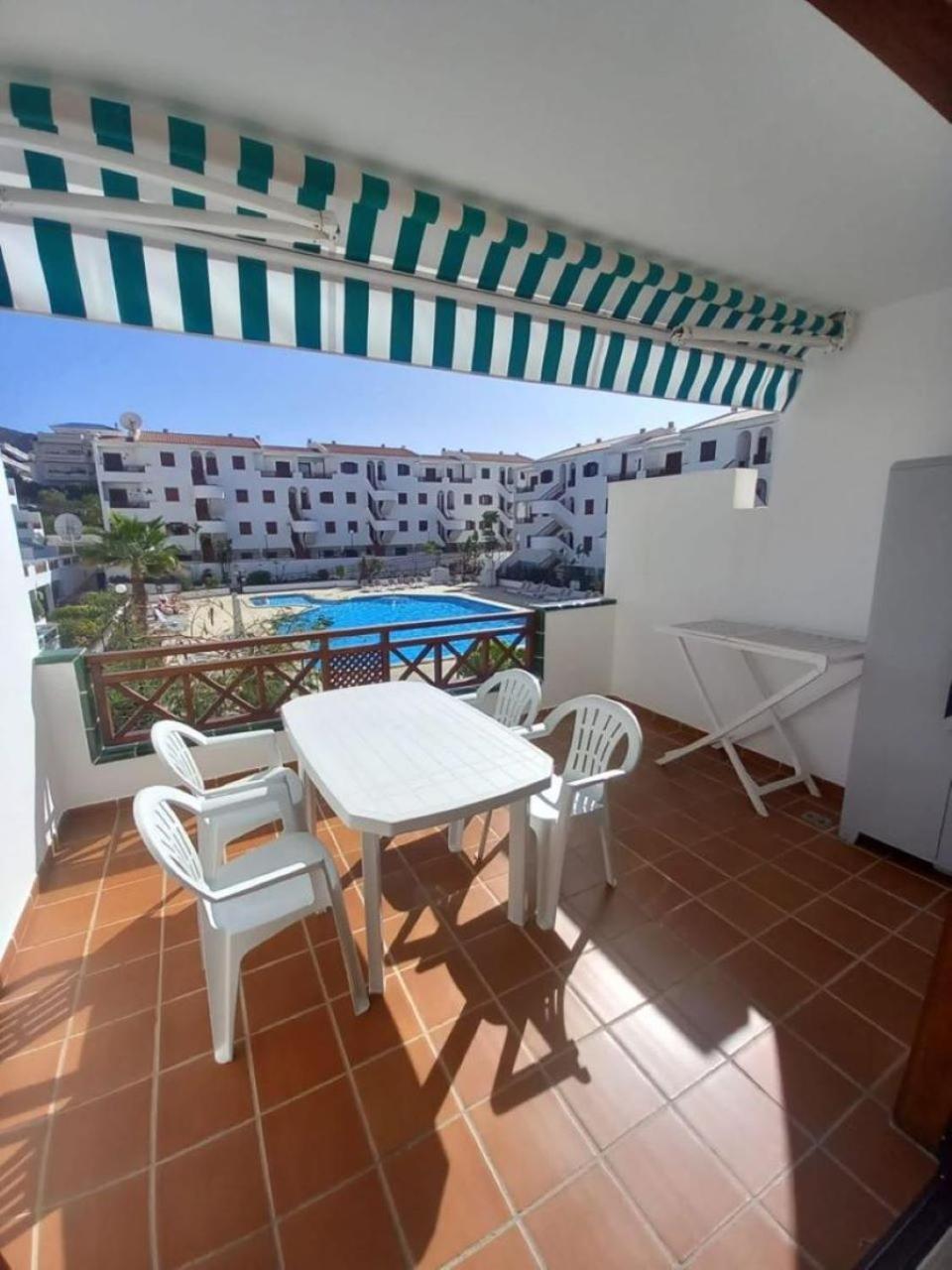 Victoria Court 2 - Lovely Apartment 65 Los Cristianos  Extérieur photo